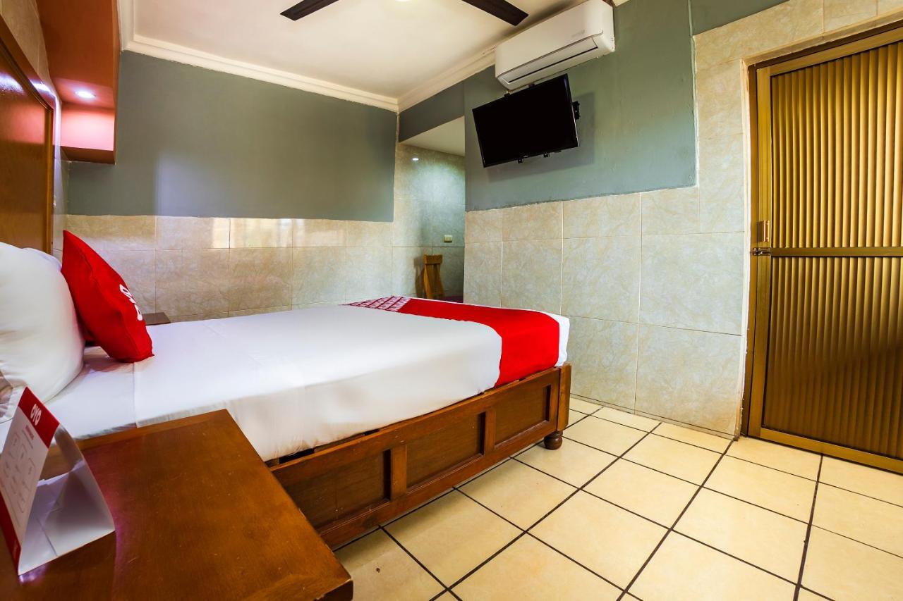 OYO Hotel Romo Los Mochis Exterior foto