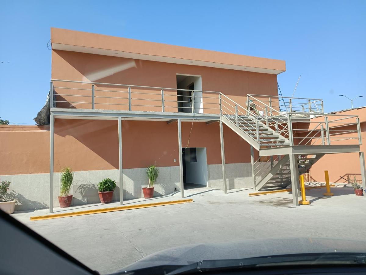 OYO Hotel Romo Los Mochis Exterior foto